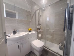 Bathroom - click for photo gallery